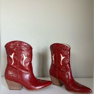 Dolce Vita Cherry Red Cowboy Boots size: 8